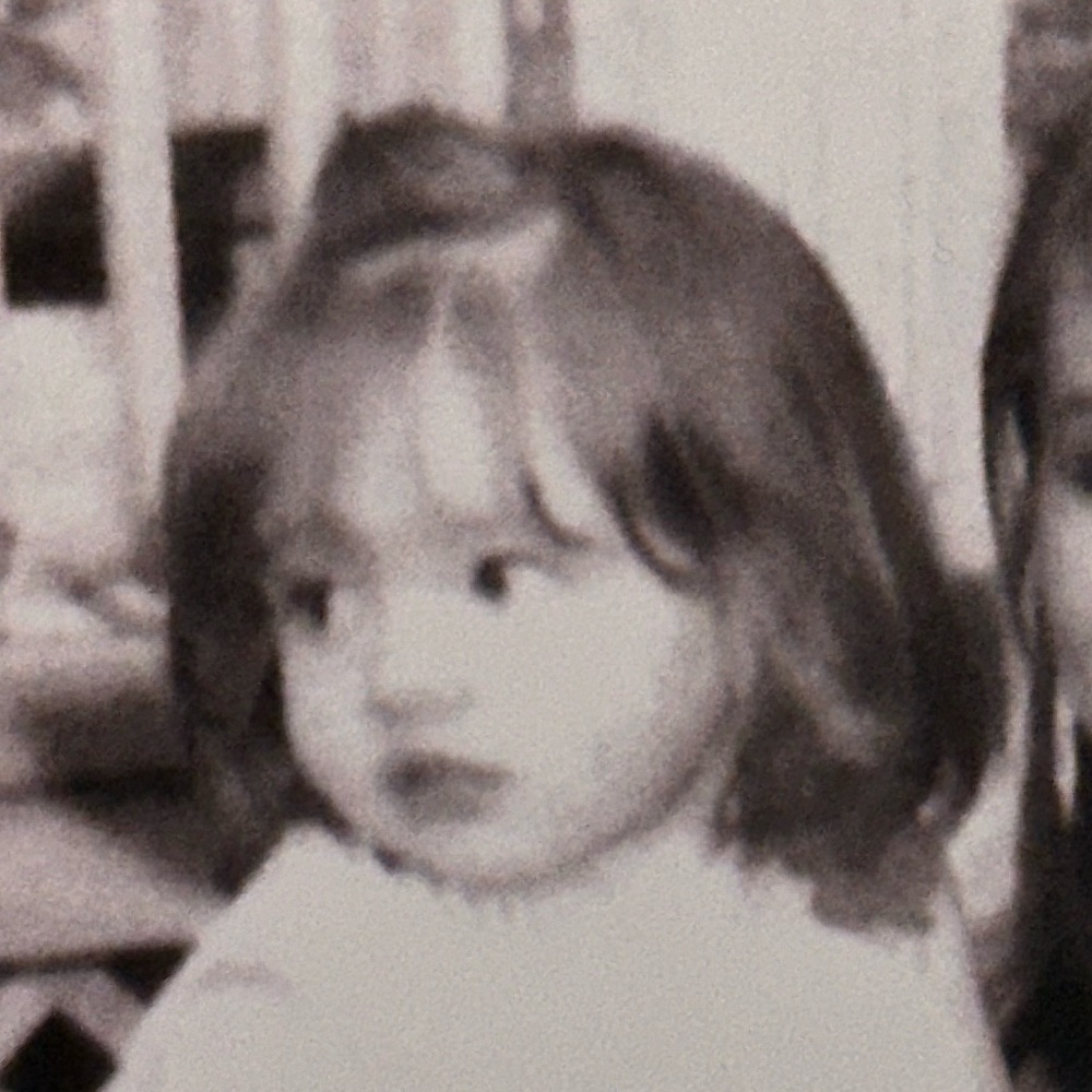 Meet your Posher, Ange